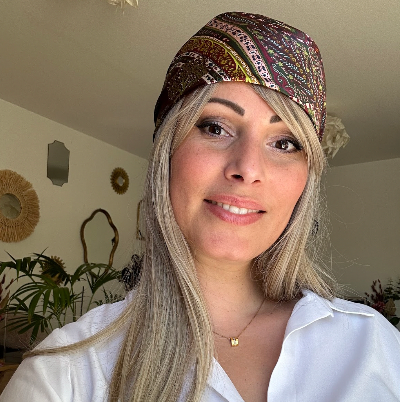 Postiche cheveux raides long avec frange